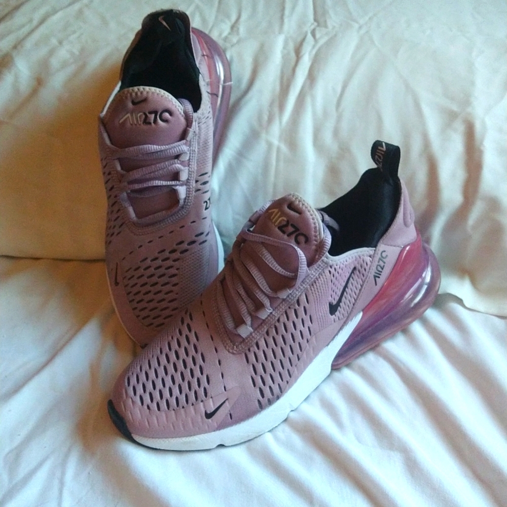 Nike Air Max 270
